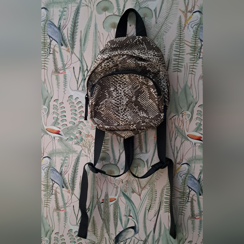 BAGGU Reptile Pattern Backpack - Black and Brown